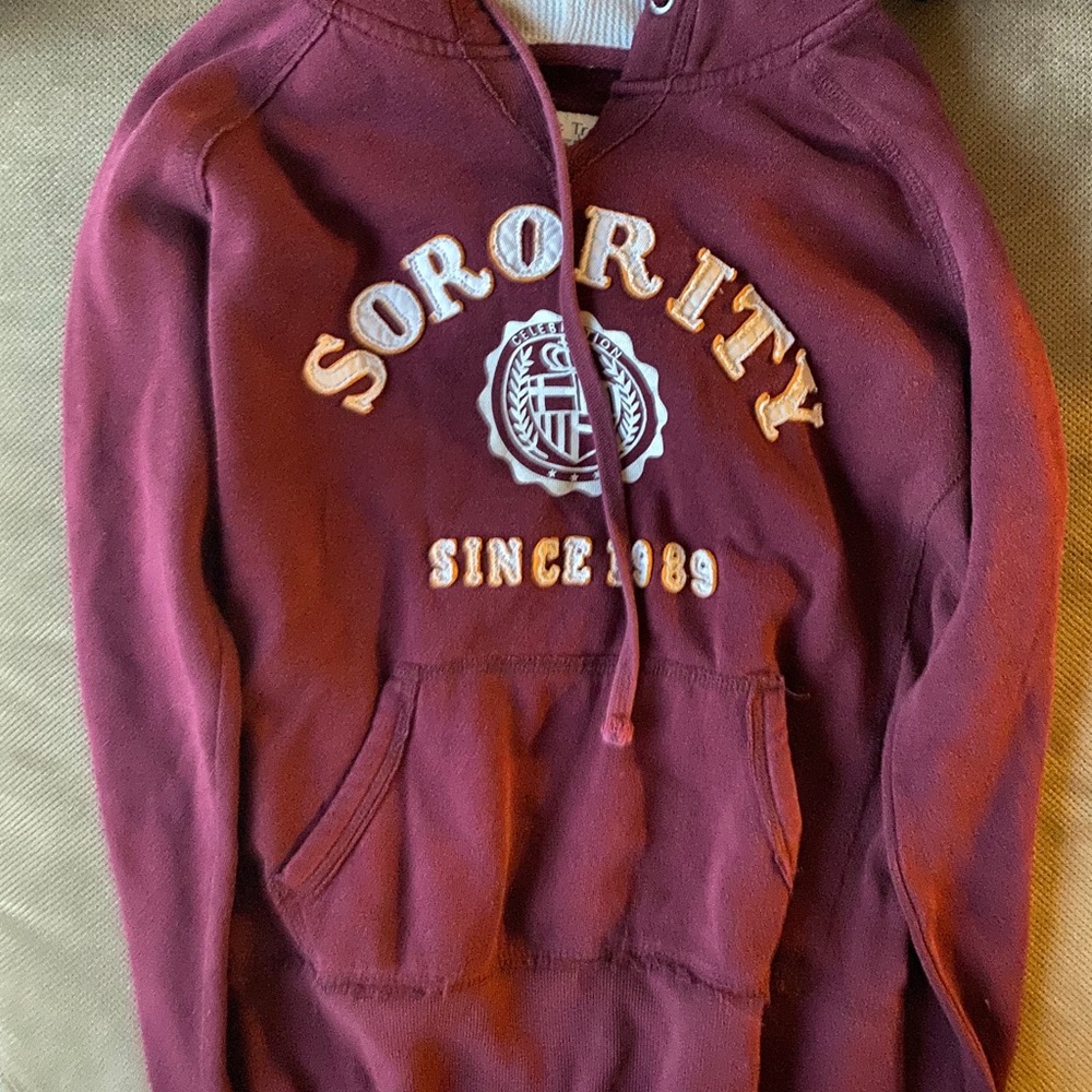 sweatshirt